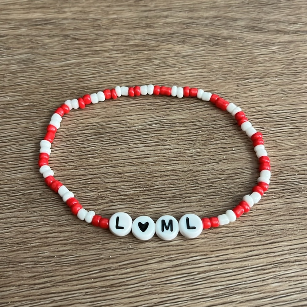 “Loml” friendship bracelet [5 for $5]